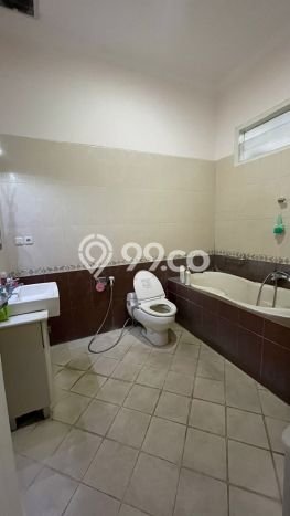For Sale! Premium House LT 447m2 Desain Elegan di Kemang For Sale! Premium House LT 447m2 Desain Elegan di Kemang