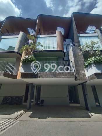 Rumah area , Dekat Tol, 4 KT, LT 105m2m² Bangunan 313m2m² Rumah area , Dekat Tol, 4 KT, LT 105m2m² Bangunan 313m2m²
