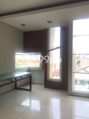 Rumah sewa siap huni 3 KT di Cipete, Jakarta Selatan Rumah sewa siap huni 3 KT di Cipete, Jakarta Selatan