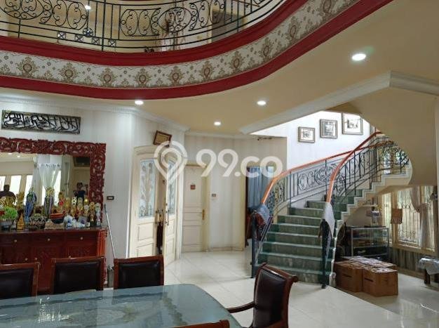 Dijual Rumah Premium dengan Fasilitas Sekitar Komplit di Tebet, Jakarta Selatan Dijual Rumah Premium dengan Fasilitas Sekitar Komplit di Tebet, Jakarta Selatan