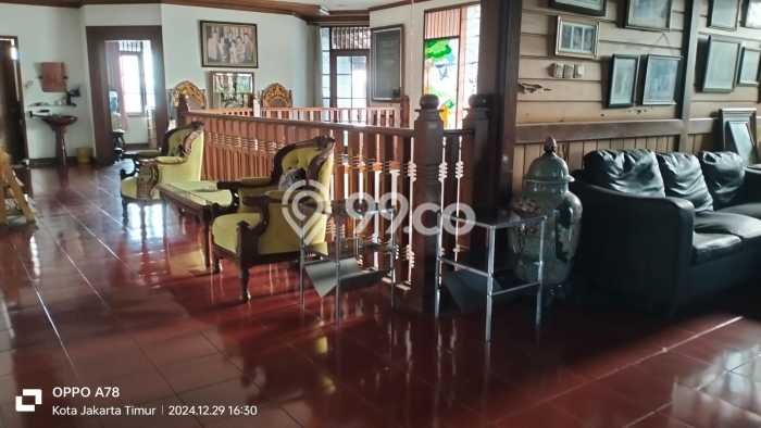 Dijual Rumah Premium dengan Fasilitas Sekitar Komplit di Kramat Jati, Jakarta Timur Dijual Rumah Premium dengan Fasilitas Sekitar Komplit di Kramat Jati, Jakarta Timur