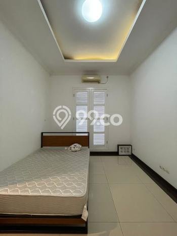 Jual Rumah Luas Elegan Dengan View Cantik di Lebak Bulus, Jakarta Selatan Jual Rumah Luas Elegan Dengan View Cantik di Lebak Bulus, Jakarta Selatan