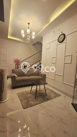 Rumah Strategis Minimalis Lb 130m2 di Jagakarsa, Jakarta Selatan Rumah Strategis Minimalis Lb 130m2 di Jagakarsa, Jakarta Selatan