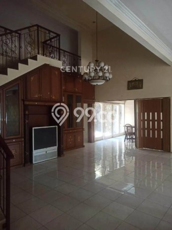 Dijual Rumah Mewah Megah Dengan View Eksklusif di Otista, Jakarta Timur Dijual Rumah Mewah Megah Dengan View Eksklusif di Otista, Jakarta Timur