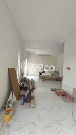 Hunian Mewah LB 180m2 Siap Pakai Desain Elegan di Cipinang, Jakarta Timur Hunian Mewah LB 180m2 Siap Pakai Desain Elegan di Cipinang, Jakarta Timur