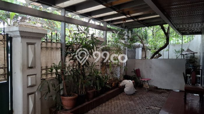 Hunian Mewah Dijual LT 224m2 di Tebet, Jakarta Selatan Hunian Mewah Dijual LT 224m2 di Tebet, Jakarta Selatan