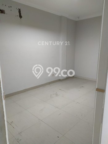 INVESTASI CERDAS! Ruko di Duren Tiga, Luas 278m2m², Area Komersial INVESTASI CERDAS! Ruko di Duren Tiga, Luas 278m2m², Area Komersial