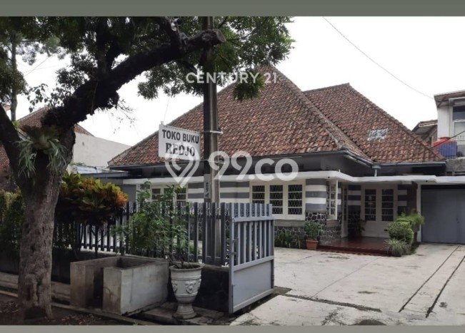 Rumah 11 Kamar Dekat Sekolah di Bandung Wetan, Bandung Rumah 11 Kamar Dekat Sekolah di Bandung Wetan, Bandung