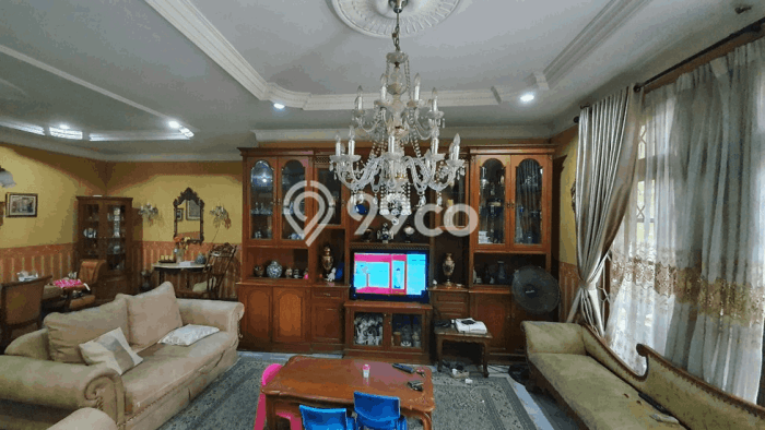 Rumah Elit Modern Tanpa Renovasi di Rawamangun Jakarta Timur Rumah Elit Modern Tanpa Renovasi di Rawamangun Jakarta Timur