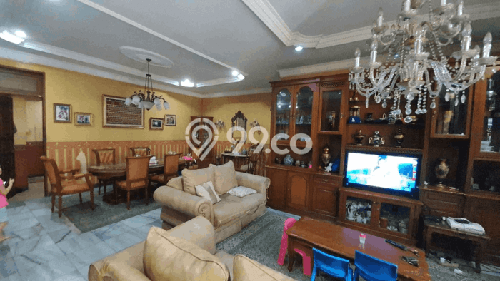 Rumah Elit Modern Tanpa Renovasi di Rawamangun Jakarta Timur Rumah Elit Modern Tanpa Renovasi di Rawamangun Jakarta Timur