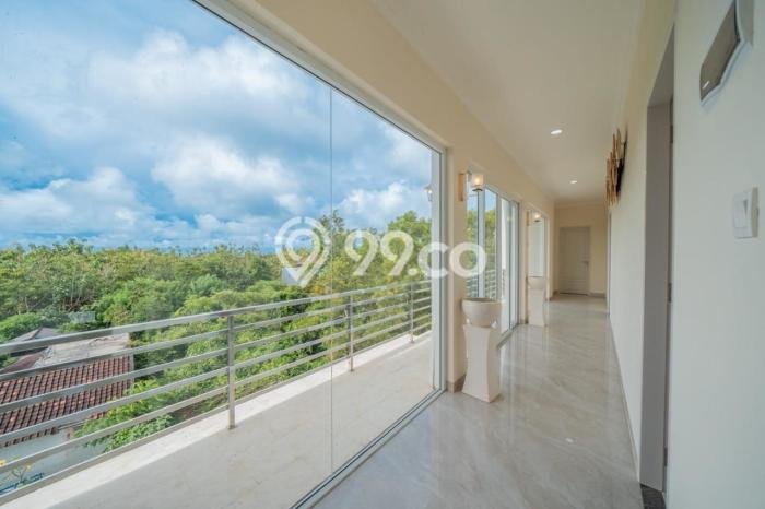 FOR SALE! Vila Kawasan , Area 400m2m², Lokasi Premium FOR SALE! Vila Kawasan , Area 400m2m², Lokasi Premium