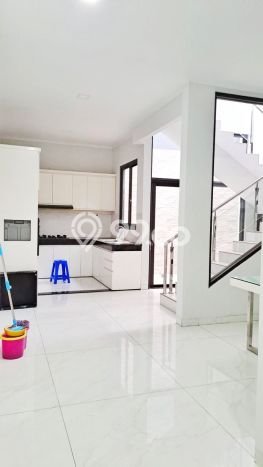 Rumah Luxury Modern Tanpa Renovasi di Sudirman Bandung Rumah Luxury Modern Tanpa Renovasi di Sudirman Bandung