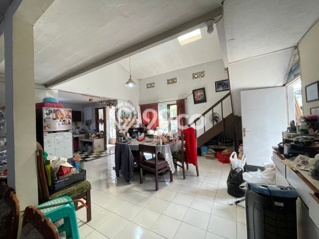 Rumah Modern Cantik 5 Kamar Bisa Langsung Pindah di Cimahi Utara Rumah Modern Cantik 5 Kamar Bisa Langsung Pindah di Cimahi Utara
