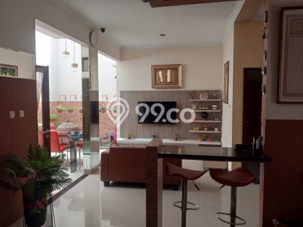 For Sale! Premium House LT 210m2 Desain Elegan di Pasteur For Sale! Premium House LT 210m2 Desain Elegan di Pasteur