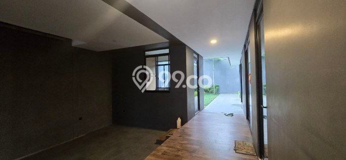 Rumah Sewa Bandung LT 290m2 LB 196m2 Area Kota Baru Parahyangan Rumah Sewa Bandung LT 290m2 LB 196m2 Area Kota Baru Parahyangan