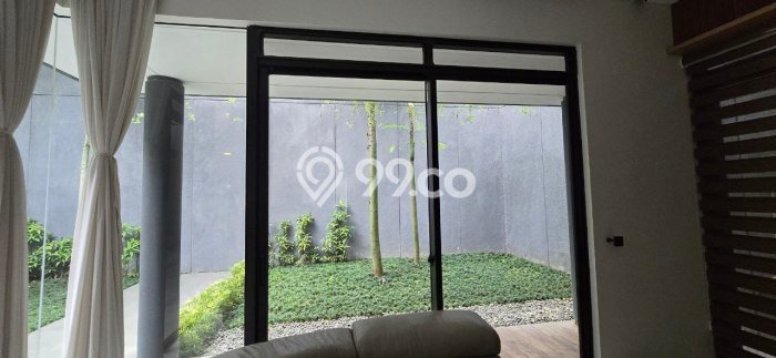 Rumah Sewa Bandung LT 290m2 LB 196m2 Area Kota Baru Parahyangan Rumah Sewa Bandung LT 290m2 LB 196m2 Area Kota Baru Parahyangan