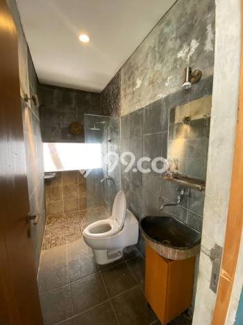 Vila Kawasan , Ukuran 223m2m², Akses ke berbagai fasilitas umum Vila Kawasan , Ukuran 223m2m², Akses ke berbagai fasilitas umum