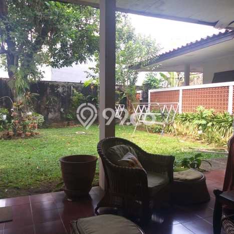 For Sale! Luxury House LT 985m2 Desain Modern di Kemang For Sale! Luxury House LT 985m2 Desain Modern di Kemang