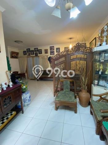 Hunian Mewah LB 200m2 Siap Huni Desain Elegan di Bintaro, Tangerang Selatan Hunian Mewah LB 200m2 Siap Huni Desain Elegan di Bintaro, Tangerang Selatan