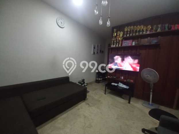 Rumah Strategis Modern Lb 100m2 di Ciputat, Tangerang Selatan Rumah Strategis Modern Lb 100m2 di Ciputat, Tangerang Selatan