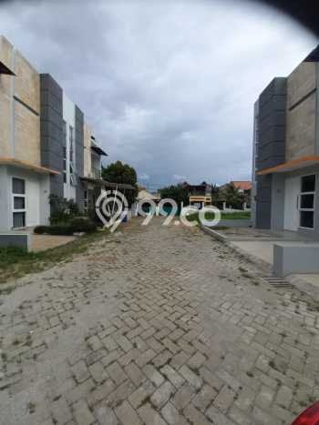 Rumah Luas Asri 3 KT Siap Pakai di Pondok Ranji Tangerang Rumah Luas Asri 3 KT Siap Pakai di Pondok Ranji Tangerang