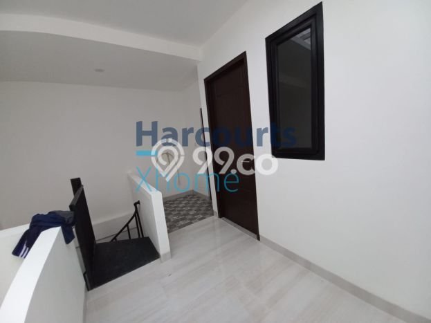 Jual Rumah Luas Elegan Dengan View Cantik di Bintaro, Tangerang Selatan Jual Rumah Luas Elegan Dengan View Cantik di Bintaro, Tangerang Selatan