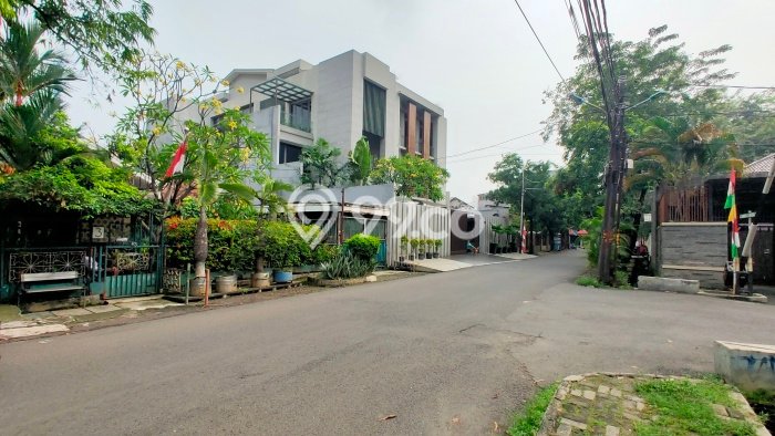 Rumah Elit LB 302m2 Siap Pakai Desain Elegan di Tomang, Jakarta Barat Rumah Elit LB 302m2 Siap Pakai Desain Elegan di Tomang, Jakarta Barat