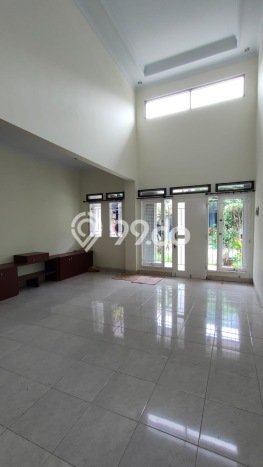 Jual Rumah Bagus Siap Huni LB 180m2 di Pondok Aren, Tangerang Selatan Jual Rumah Bagus Siap Huni LB 180m2 di Pondok Aren, Tangerang Selatan
