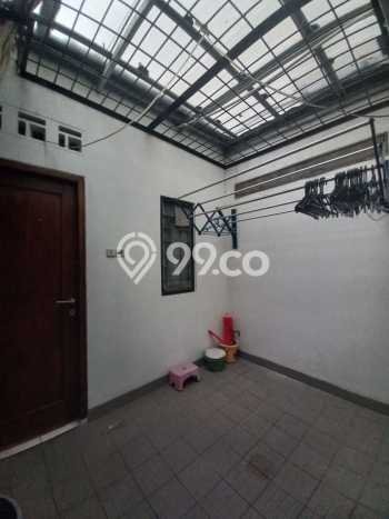 Rumah Strategis Modern Lb 100m2 di Ciputat, Tangerang Selatan Rumah Strategis Modern Lb 100m2 di Ciputat, Tangerang Selatan