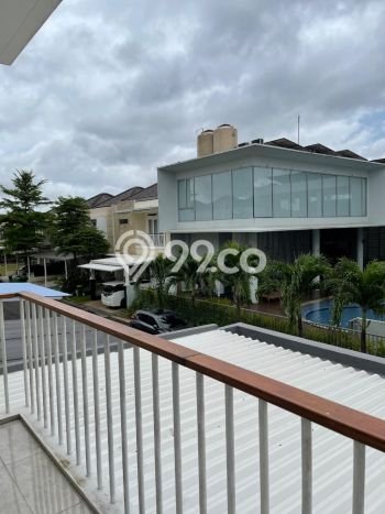 Rumah Mewah Siap Huni LT 120m2 di Ciputat, Tangerang Selatan Rumah Mewah Siap Huni LT 120m2 di Ciputat, Tangerang Selatan