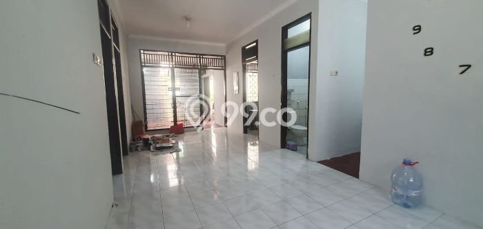 Rumah di Ciputat, 1 KM, Konsep Modern, LT 210m² LB 70m² Rumah di Ciputat, 1 KM, Konsep Modern, LT 210m² LB 70m²