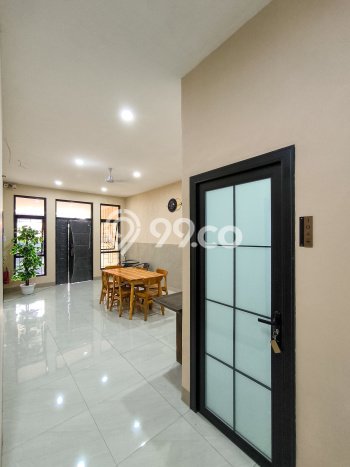 Kost Dijual di Pondok Pinang dengan 16 KT dan Luas 350m2 Kost Dijual di Pondok Pinang dengan 16 KT dan Luas 350m2