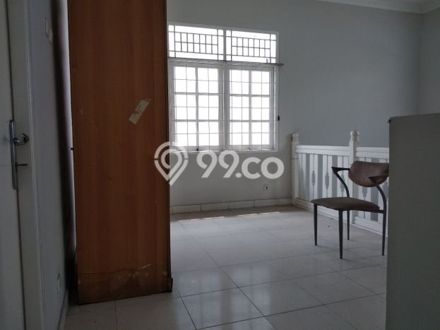Rumah Mewah LB 210m2 Siap Huni Desain Elegan di Sektor 9-Bintaro, Tangerang Selatan Rumah Mewah LB 210m2 Siap Huni Desain Elegan di Sektor 9-Bintaro, Tangerang Selatan