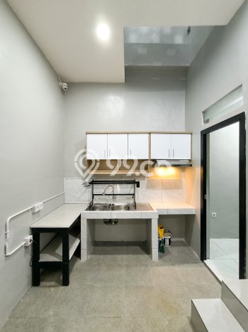 Kost Dijual Lokasi Kebayoran Lama, Jakarta Selatan, Spesifikasi 15 Kamar Tidur dan Luas 350m2 Kost Dijual Lokasi Kebayoran Lama, Jakarta Selatan, Spesifikasi 15 Kamar Tidur dan Luas 350m2