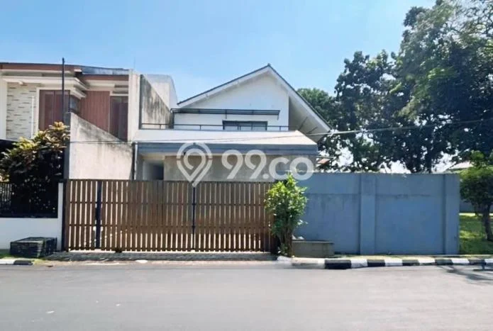 Rumah Mewah LB 160m2 Siap Pakai Desain Elegan di Sektor 7-Bintaro, Tangerang Selatan Rumah Mewah LB 160m2 Siap Pakai Desain Elegan di Sektor 7-Bintaro, Tangerang Selatan