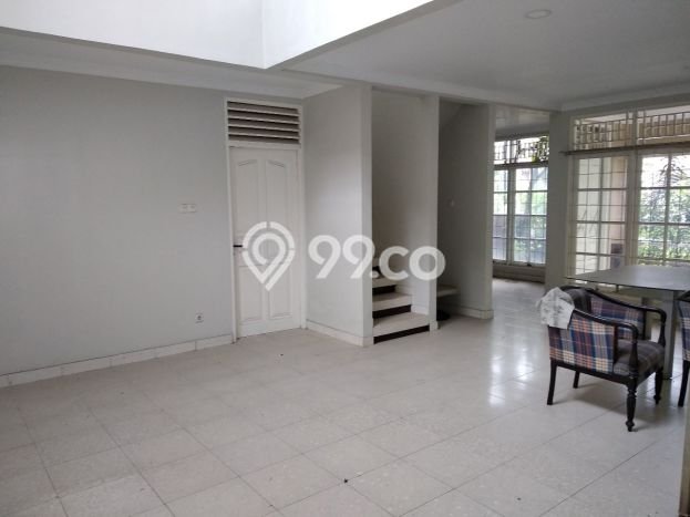 Rumah Mewah LB 210m2 Siap Huni Desain Elegan di Sektor 9-Bintaro, Tangerang Selatan Rumah Mewah LB 210m2 Siap Huni Desain Elegan di Sektor 9-Bintaro, Tangerang Selatan