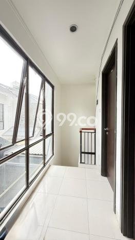 Rumah Modern Minimalis 4 KT Siap Huni di Serpong Utara Rumah Modern Minimalis 4 KT Siap Huni di Serpong Utara