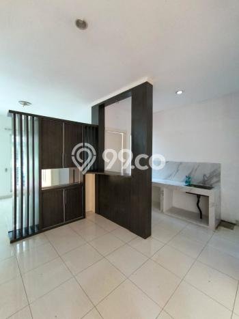 For Sale! Luxury House LT 120m2 Desain Elegan di Sektor 9-Bintaro For Sale! Luxury House LT 120m2 Desain Elegan di Sektor 9-Bintaro