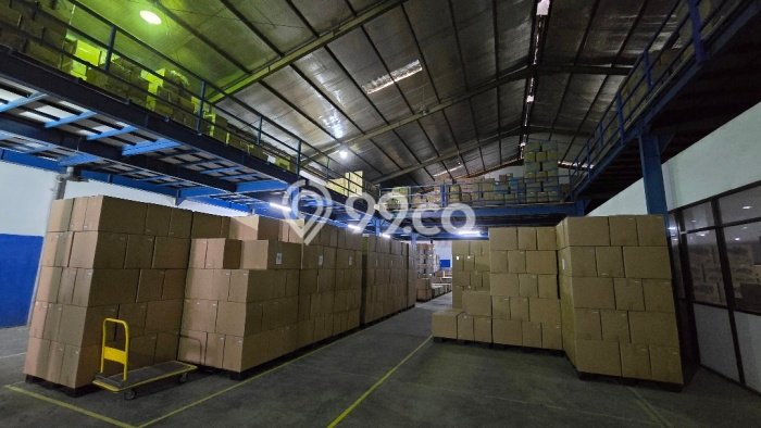 Area Ramai! Pabrik Dijual di Benowo untuk Bisnis Luas Bangunan 1000m2 Area Ramai! Pabrik Dijual di Benowo untuk Bisnis Luas Bangunan 1000m2