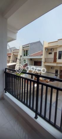 Rumah Siap Disurvey lokasi Kelapa Gading, Jakarta Utara, LT 90m² LB 170m² Rumah Siap Disurvey lokasi Kelapa Gading, Jakarta Utara, LT 90m² LB 170m²