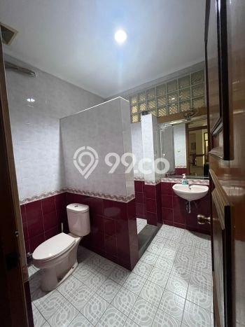 For Sale! Luxury House LT 540m2 Desain Elegan di Pulomas For Sale! Luxury House LT 540m2 Desain Elegan di Pulomas
