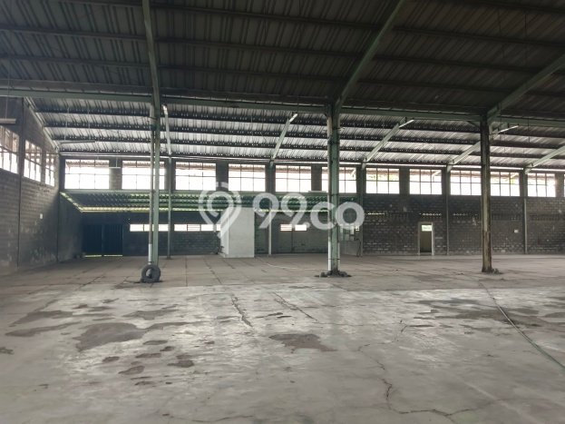 Gudang Disewakan di Kawasan Ramai Pulo Gadung, Jakarta Timur Gudang Disewakan di Kawasan Ramai Pulo Gadung, Jakarta Timur