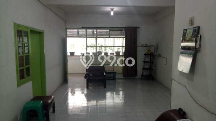 Ruko Dijual di Bandung LT 142m2 & LB 220m2 Lokasi Terbaik! Ruko Dijual di Bandung LT 142m2 & LB 220m2 Lokasi Terbaik!