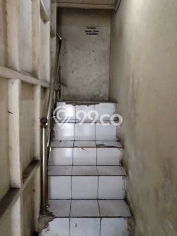 Ruko Bagus LT 80m2 LB 190m2 Dijual di Andir Bandung Ruko Bagus LT 80m2 LB 190m2 Dijual di Andir Bandung