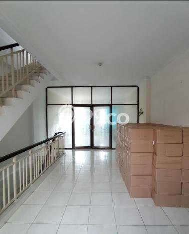 Ruko Dijual Lokasi Emas di Cengkareng Luas 200m2 Ruko Dijual Lokasi Emas di Cengkareng Luas 200m2