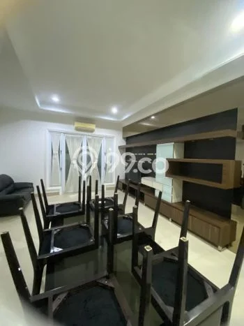 Rumah sewa siap pakai 3 Kamar Tidur di Kemanggisan, Jakarta Barat Rumah sewa siap pakai 3 Kamar Tidur di Kemanggisan, Jakarta Barat