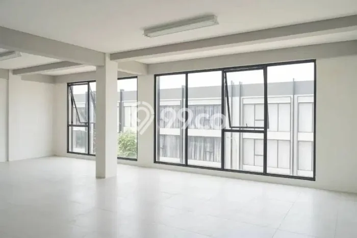 Gudang Disewa di Benda, Tangerang, LT 220m2 / LB 366m2 Gudang Disewa di Benda, Tangerang, LT 220m2 / LB 366m2