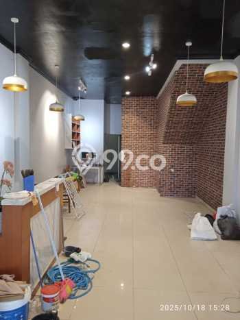 Area Strategis! Disewakan Ruko Lokasi Cipondoh, Tangerang Cocok untuk Bisnis Area Strategis! Disewakan Ruko Lokasi Cipondoh, Tangerang Cocok untuk Bisnis