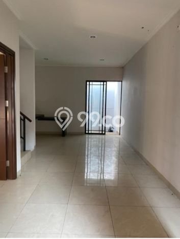 Disewakan! Rumah 3 Kamar Tidur &
3 Kamar Mandi di Green Lake City, Jakarta Barat Disewakan! Rumah 3 Kamar Tidur &
3 Kamar Mandi di Green Lake City, Jakarta Barat