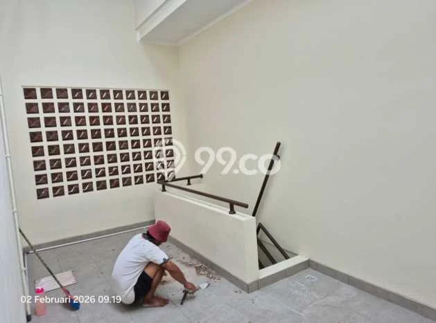 Rumah Kontrakan Jakarta Barat LT 144m2 LB 195m2 Area Permata Buana Rumah Kontrakan Jakarta Barat LT 144m2 LB 195m2 Area Permata Buana